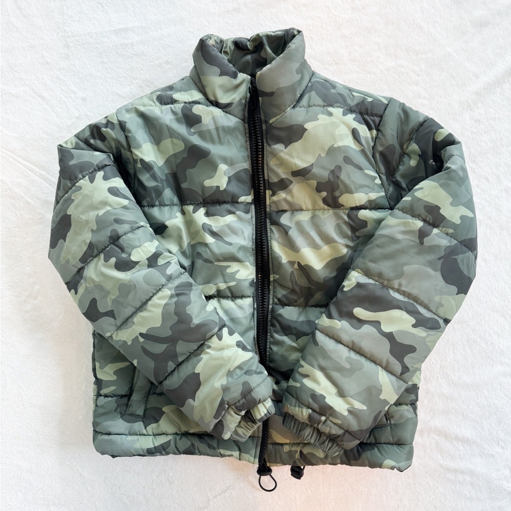 Forever 21 camo puffer jacket